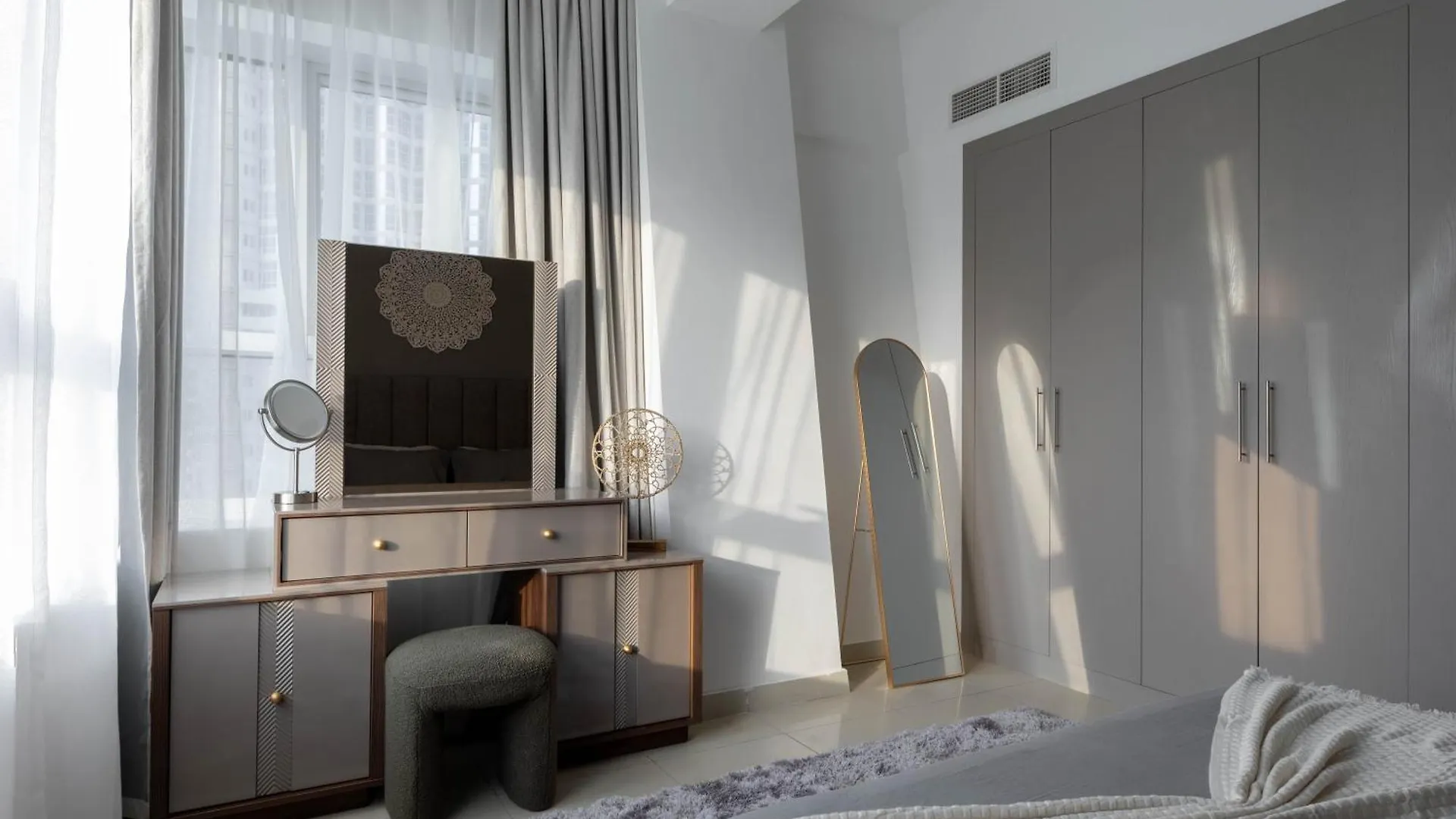 Handsome 1Br In Armada Tower 3 Dubai Lejlighed